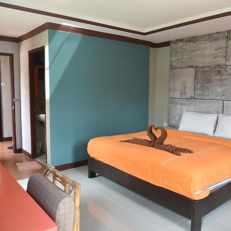 The Palm Delight Lodge Pantai Jomtien Luaran gambar