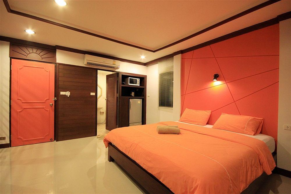 The Palm Delight Lodge Pantai Jomtien Luaran gambar