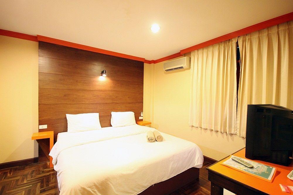 The Palm Delight Lodge Pantai Jomtien Luaran gambar