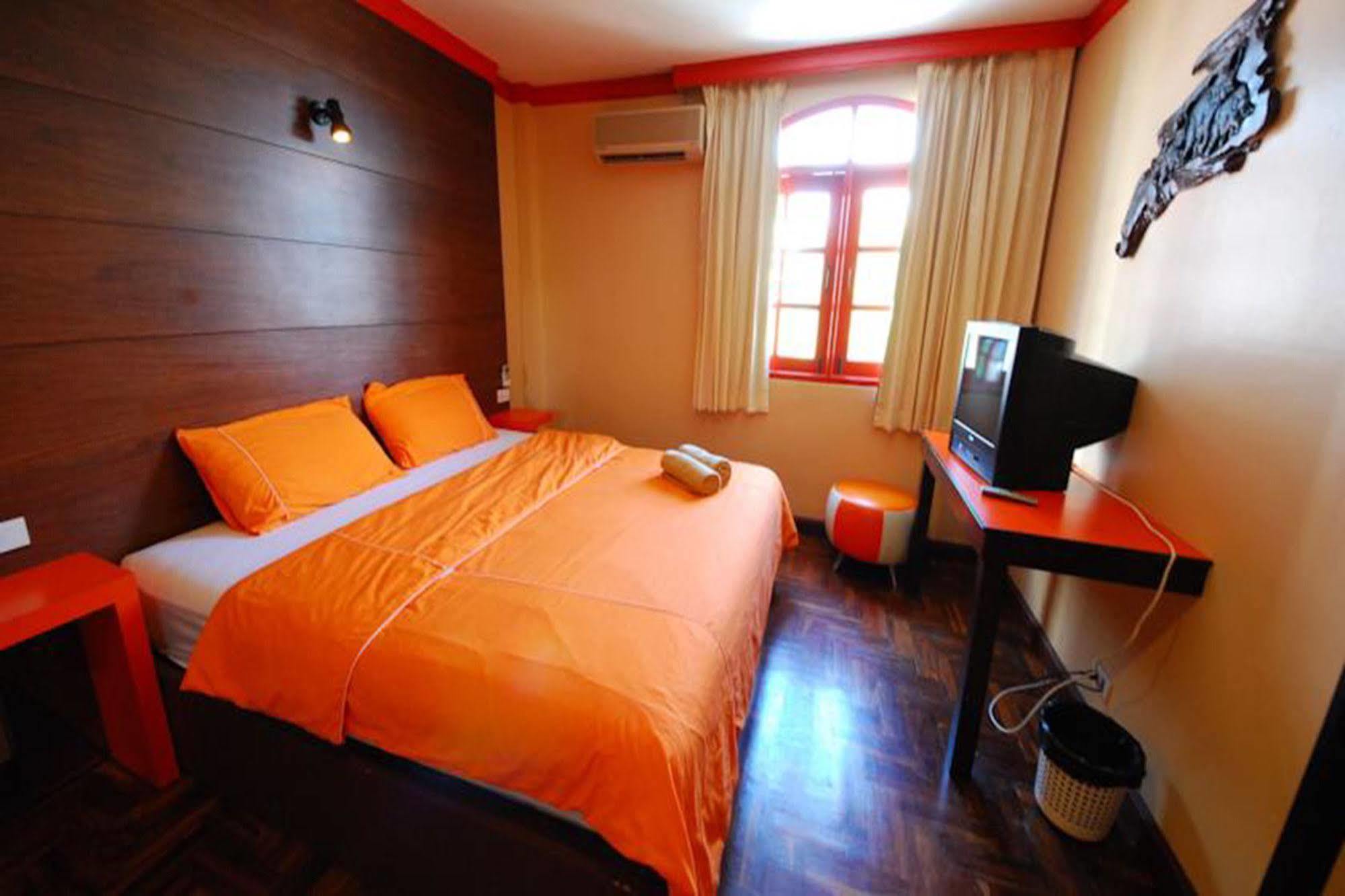 The Palm Delight Lodge Pantai Jomtien Luaran gambar