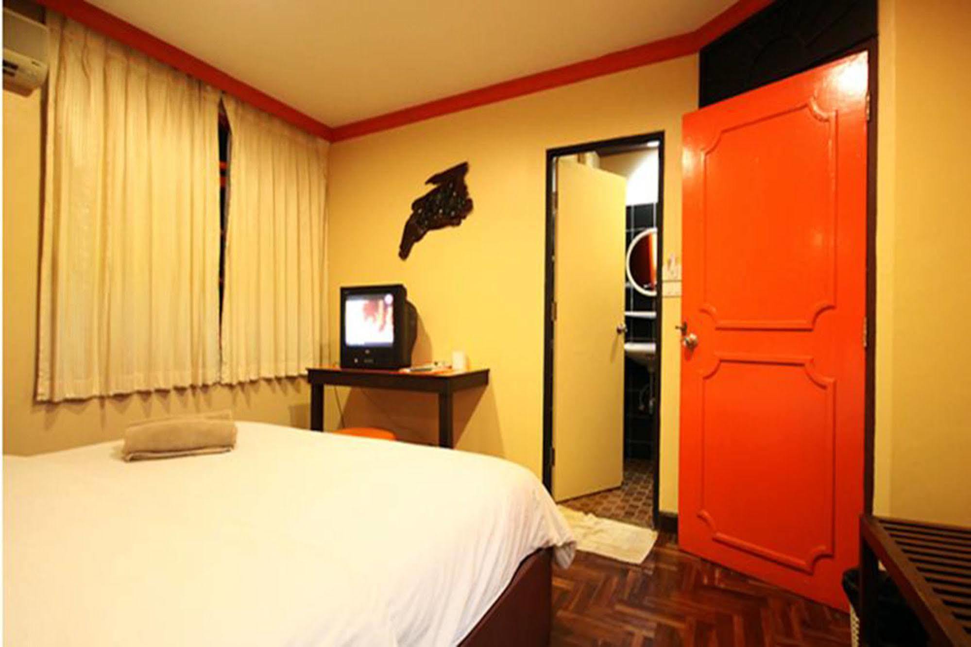 The Palm Delight Lodge Pantai Jomtien Luaran gambar