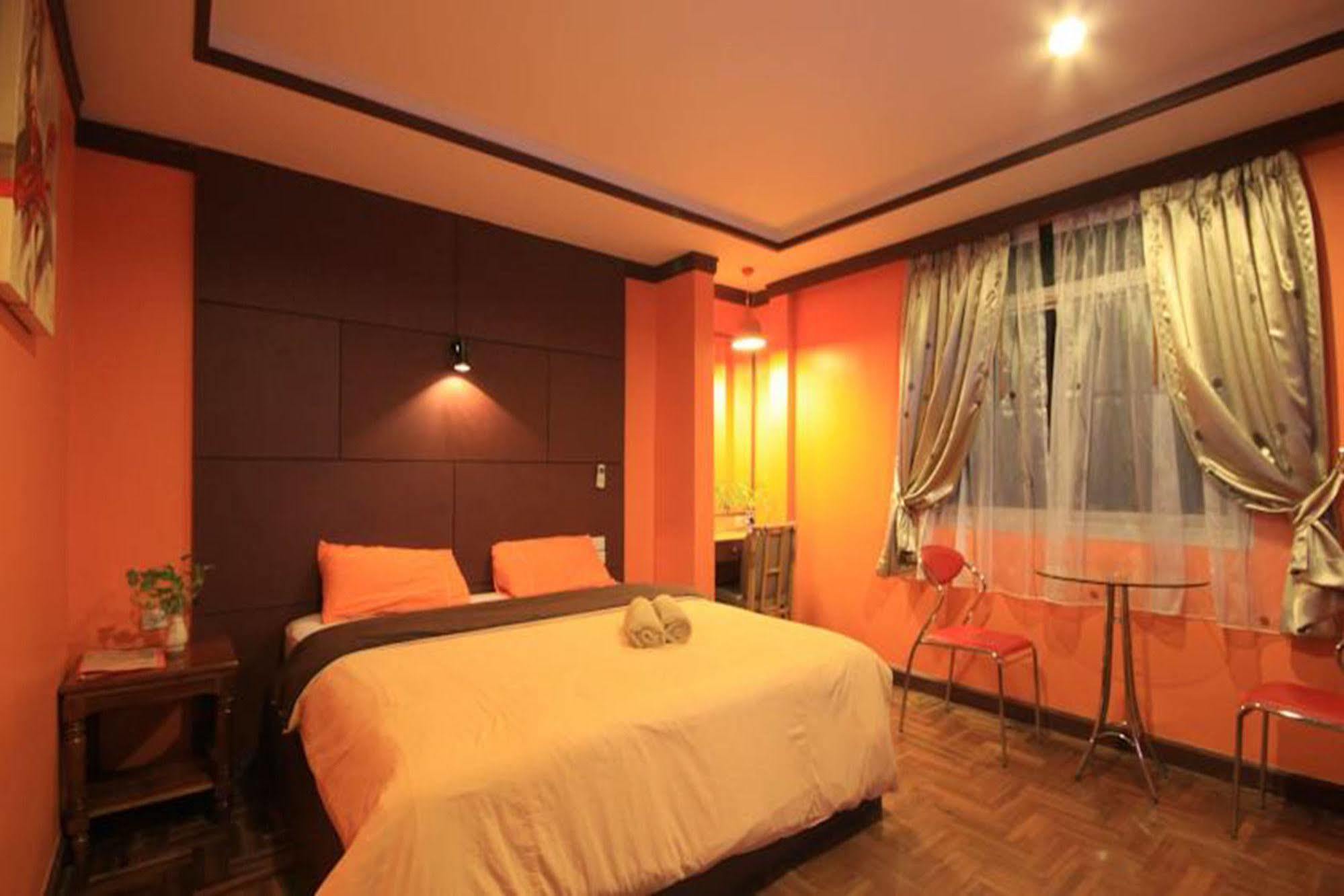 The Palm Delight Lodge Pantai Jomtien Luaran gambar