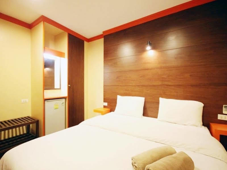 The Palm Delight Lodge Pantai Jomtien Luaran gambar