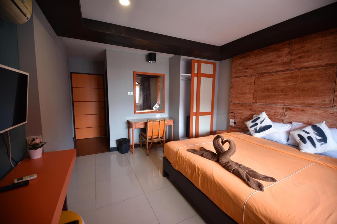 The Palm Delight Lodge Pantai Jomtien Luaran gambar