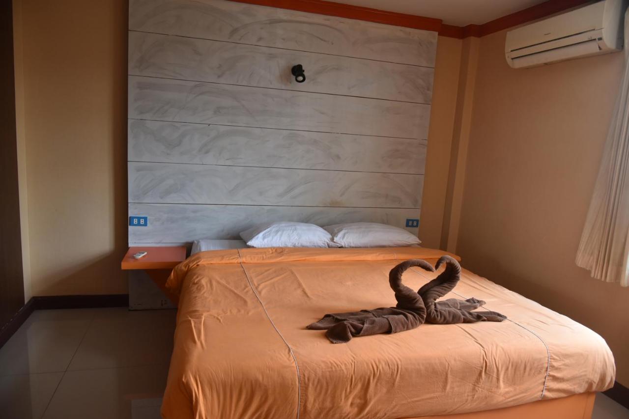 The Palm Delight Lodge Pantai Jomtien Luaran gambar